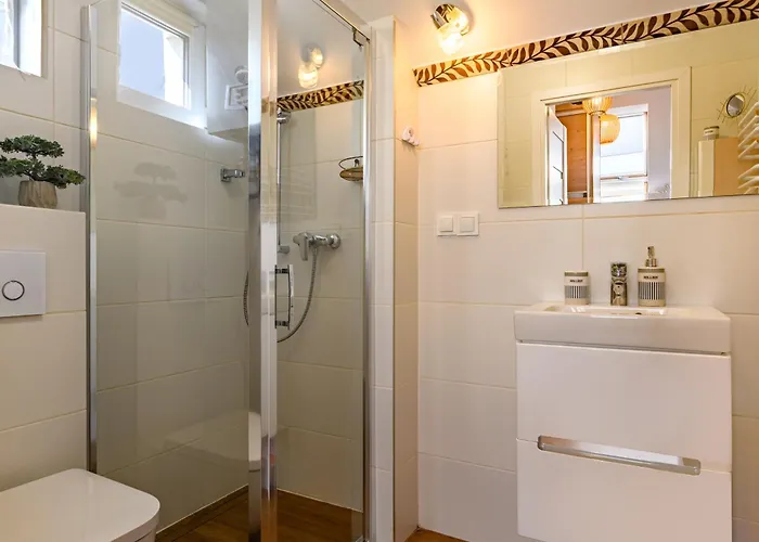 Kuracyjna شقة Jastrzębia Góra